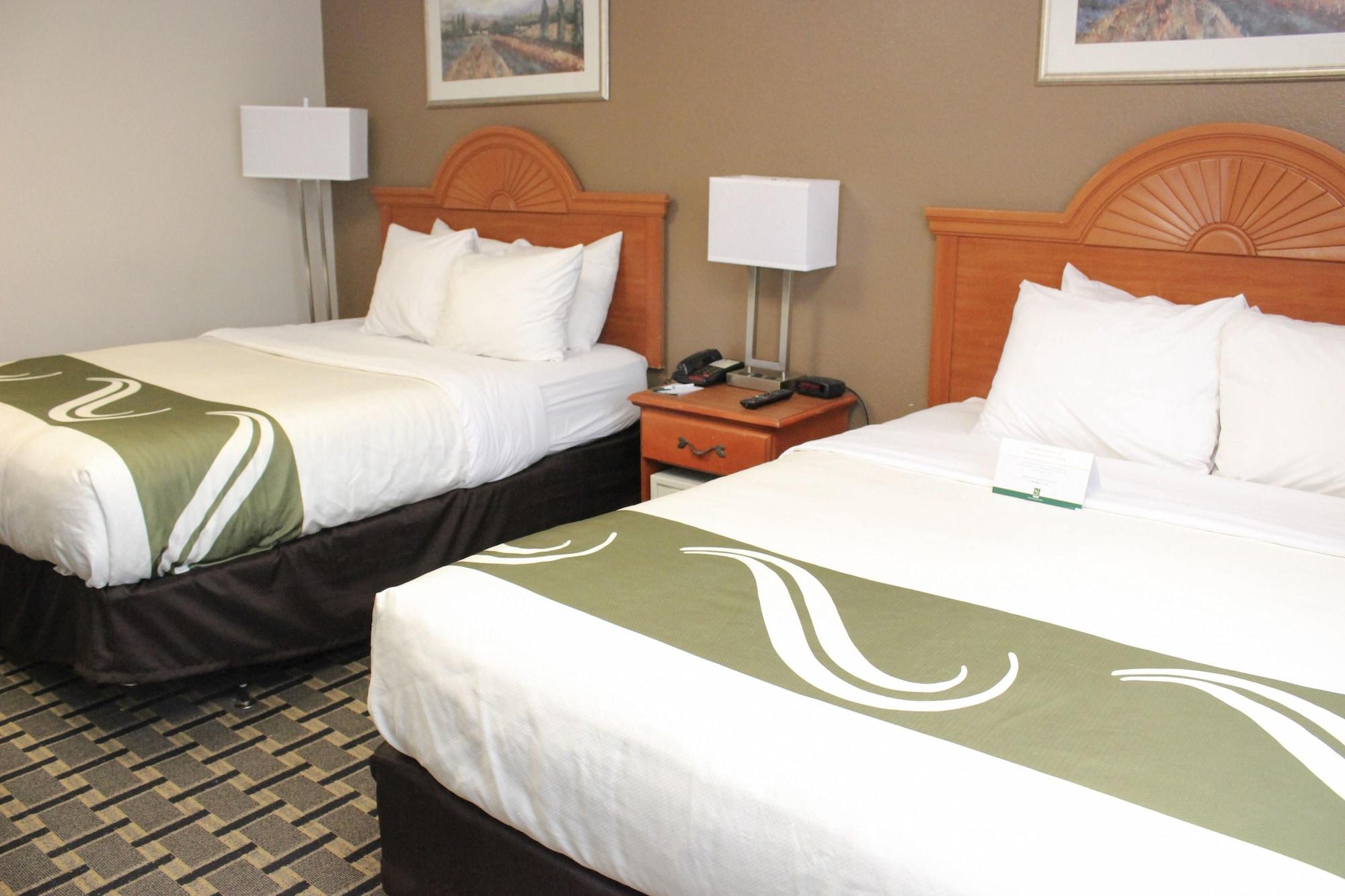 Quality Inn & Suites Detroit Metro Airport Romulus Dış mekan fotoğraf