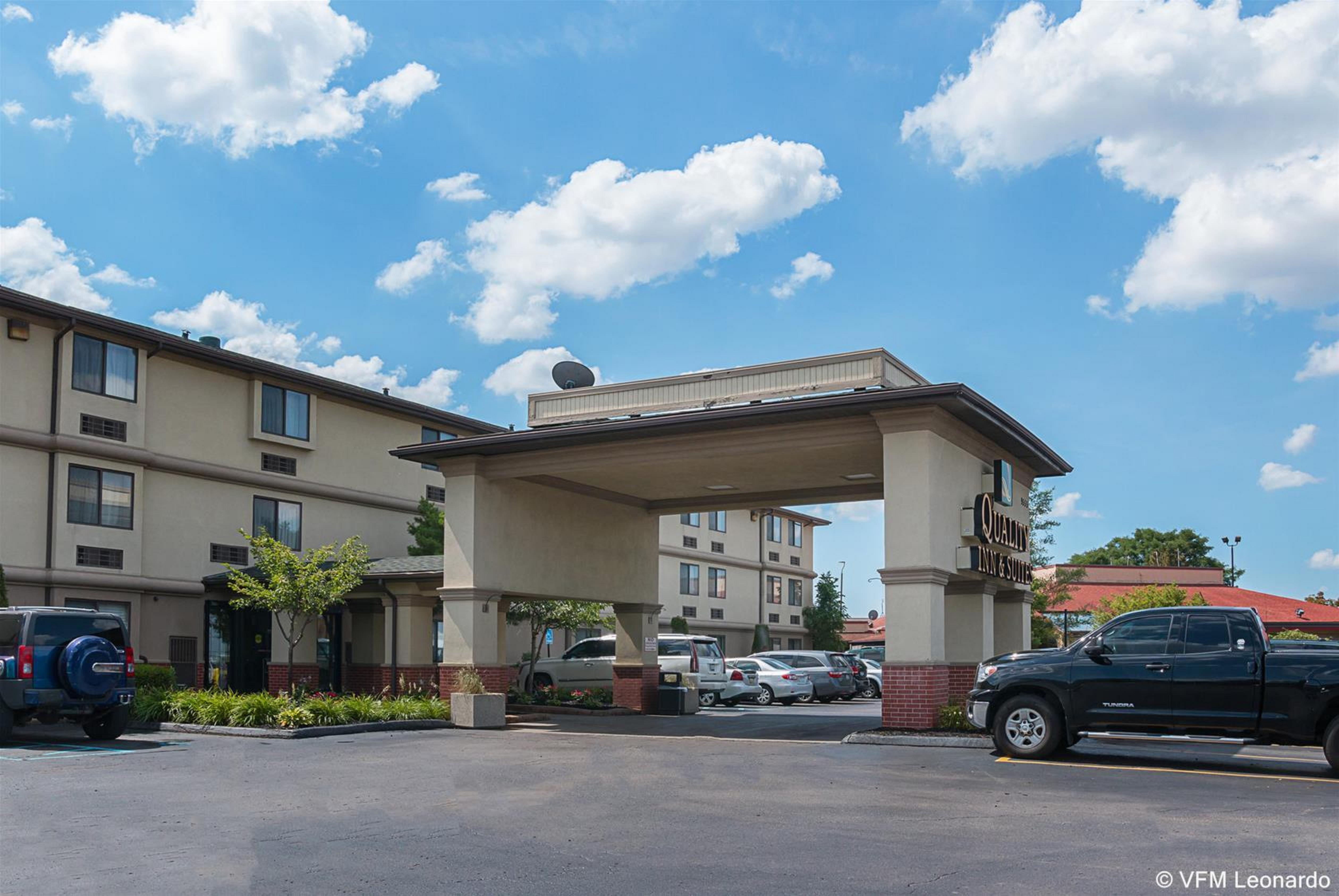 Quality Inn & Suites Detroit Metro Airport Romulus Dış mekan fotoğraf