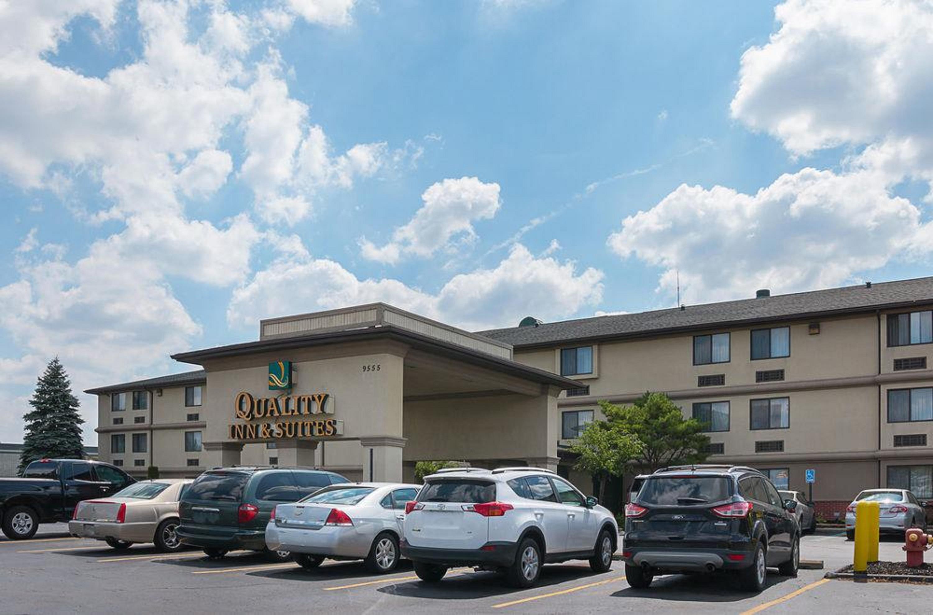 Quality Inn & Suites Detroit Metro Airport Romulus Dış mekan fotoğraf