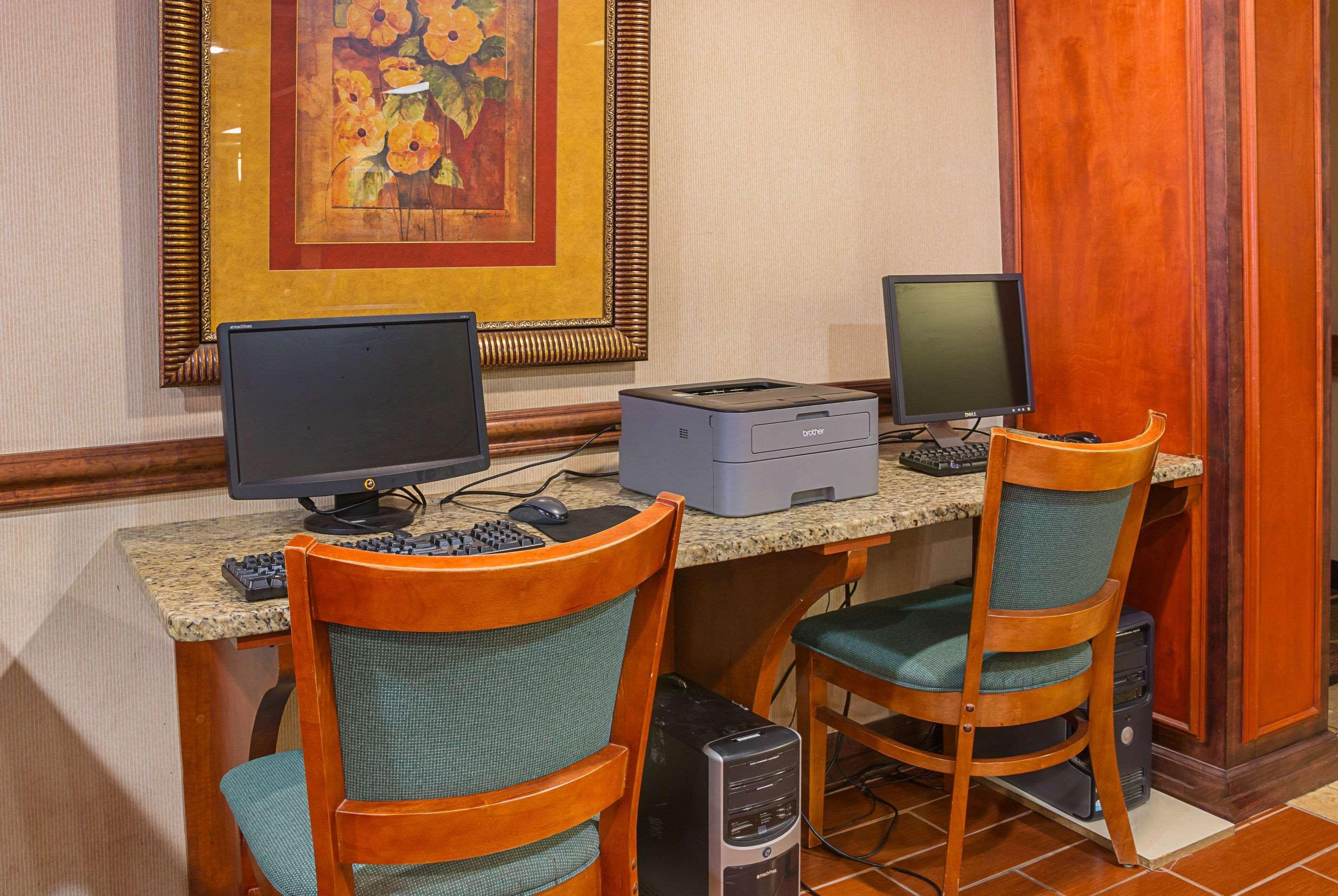 Quality Inn & Suites Detroit Metro Airport Romulus Dış mekan fotoğraf