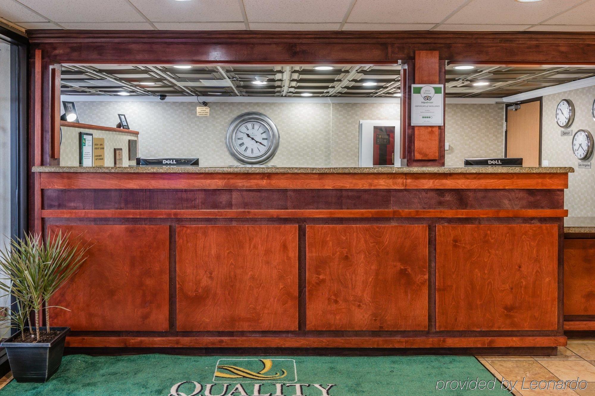 Quality Inn & Suites Detroit Metro Airport Romulus Dış mekan fotoğraf